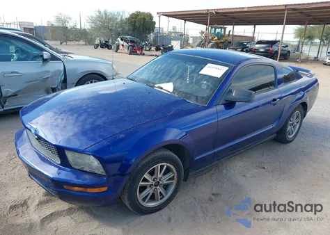 2005 Ford Mustang V6 Deluxe/V6 Premium from USA, damaged, VIN 1ZVFT80N655161973